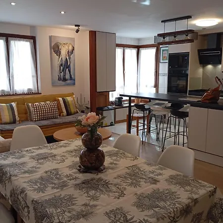 Calderon Playa Apartment Gijon